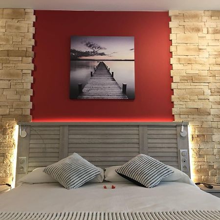Hotel Terranostra Tarascon-sur-Ariège Kültér fotó